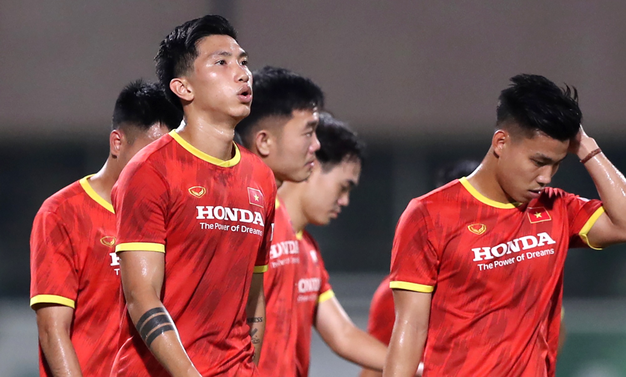 Tuyen Viet Nam bo hoi tai voi bai khoi dong cua thay Park hinh anh