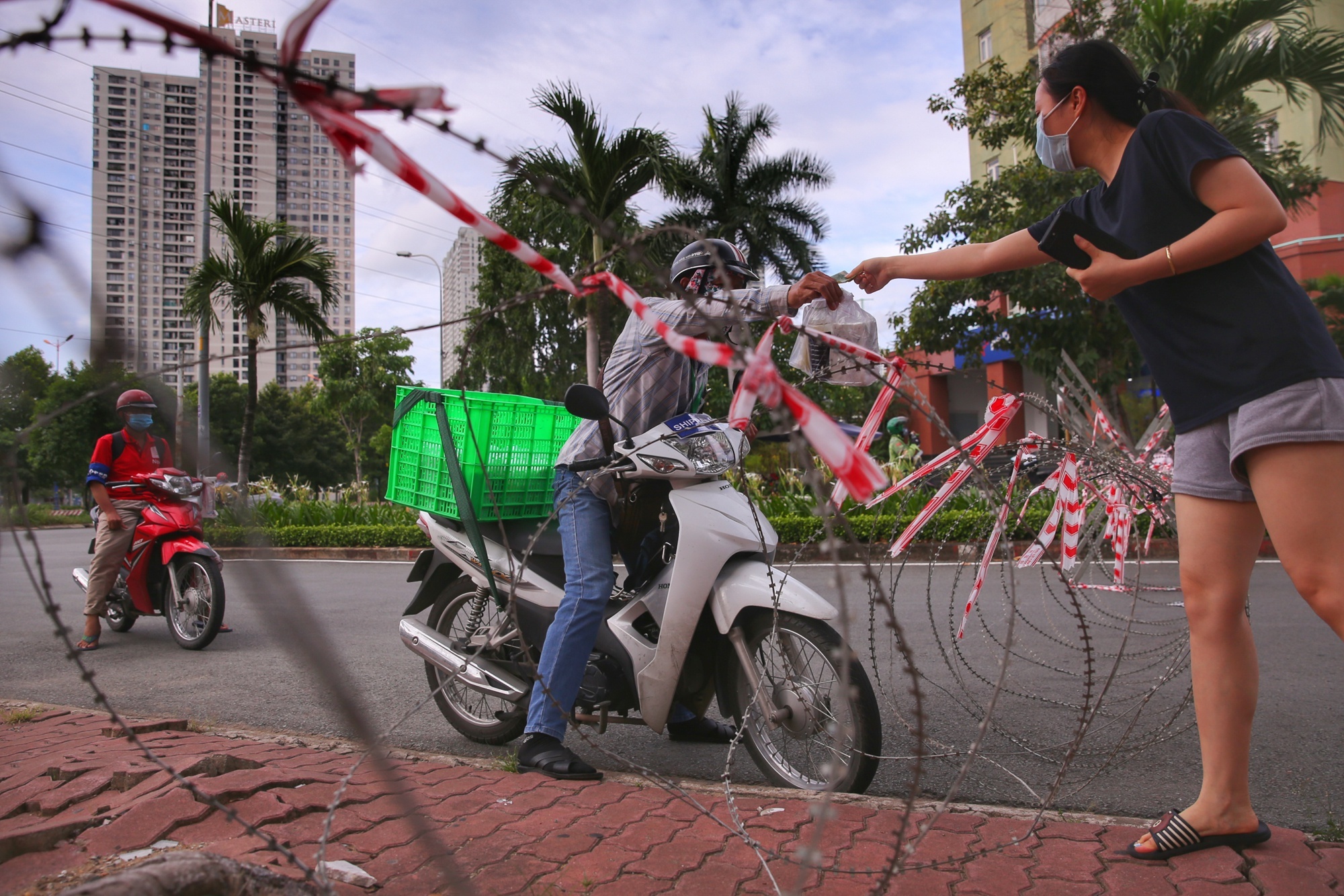 Muon kieu rao chan cac con hem tai TP.HCM hinh anh