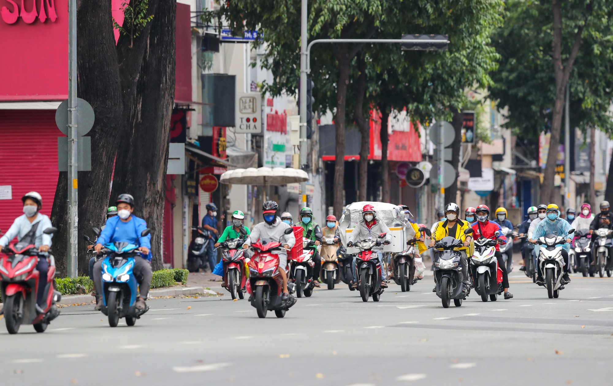 duong pho tphcm dong anh 3