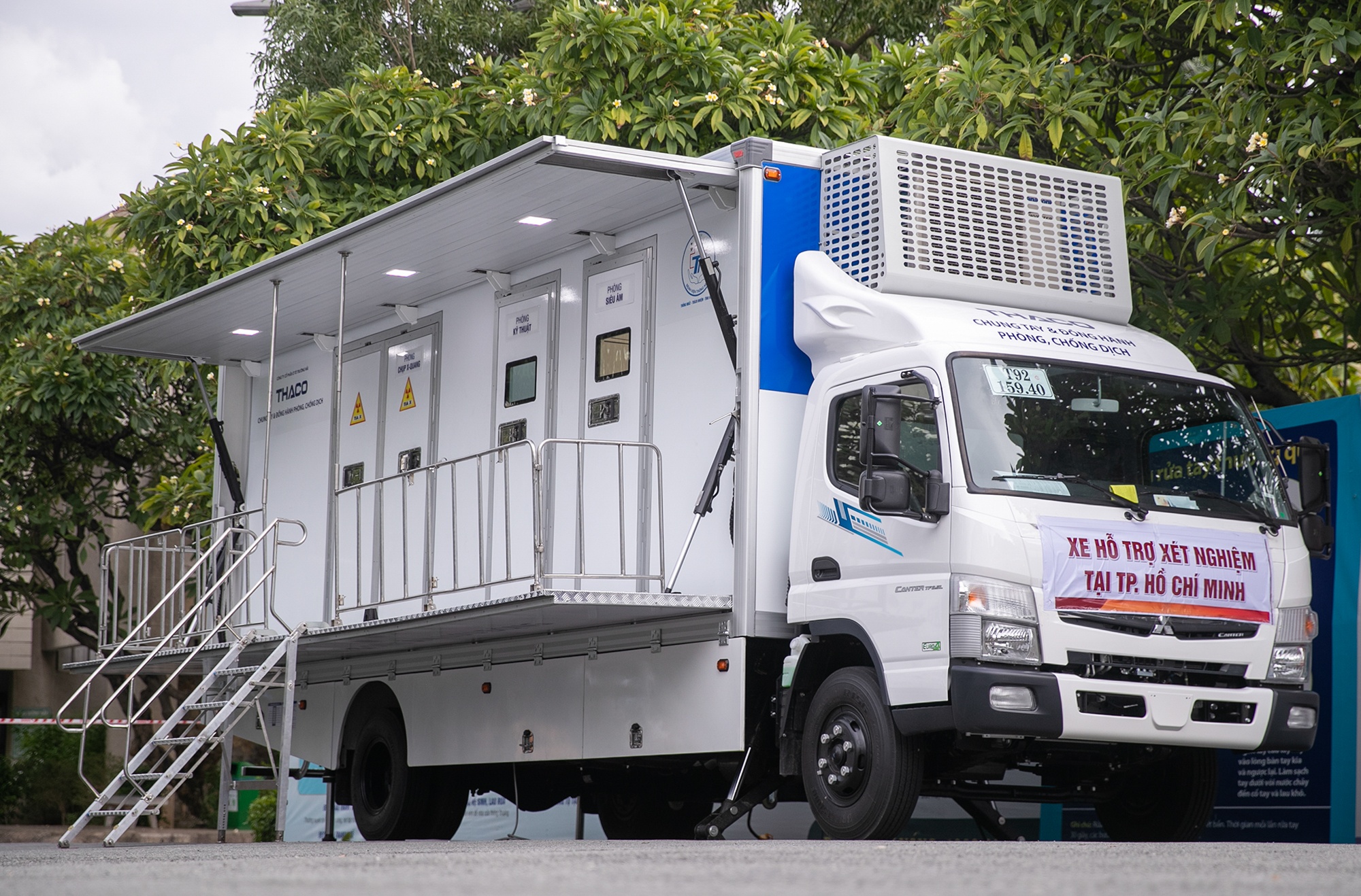 xe chuyen dung y te chup X-Quang anh 1