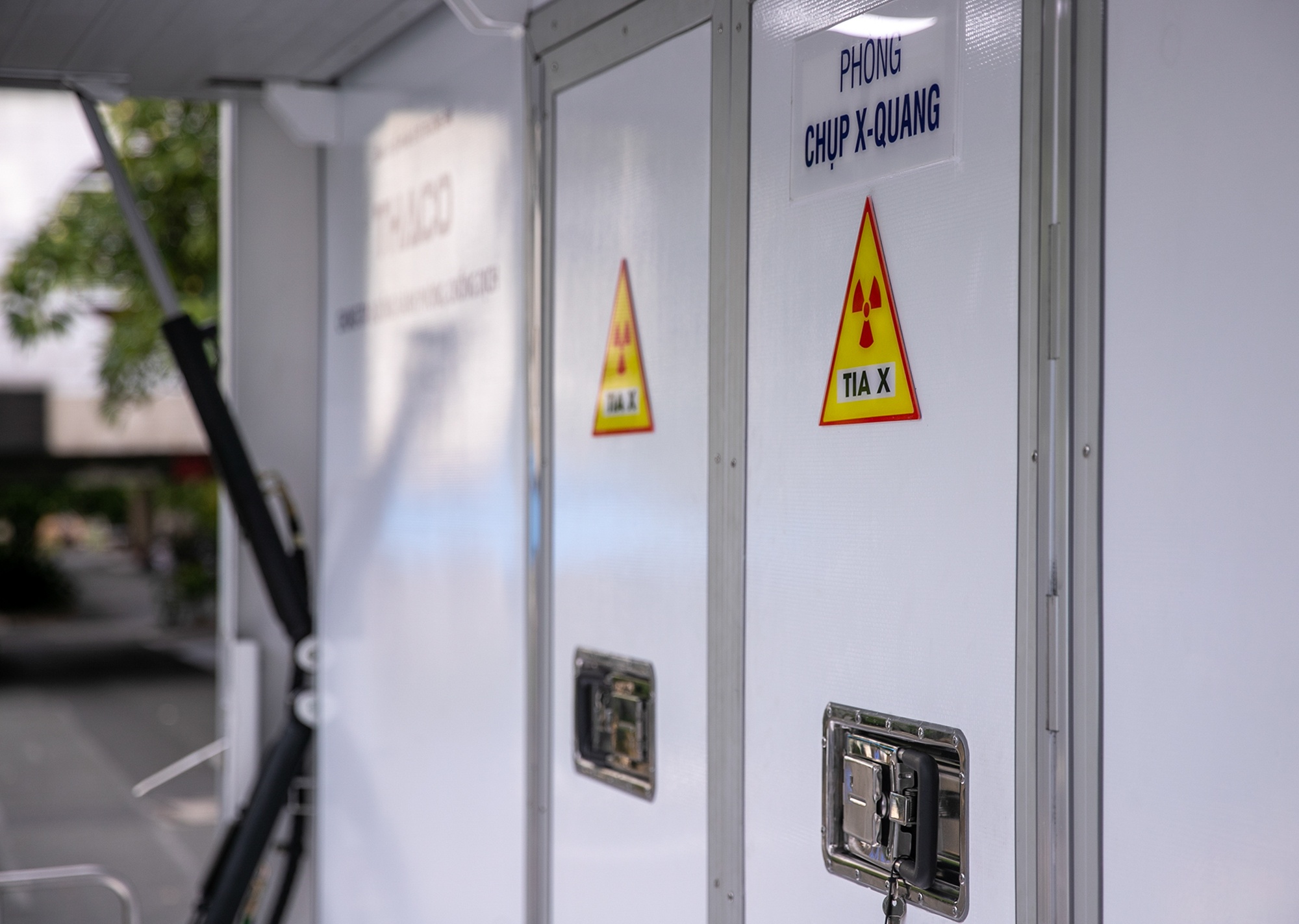 xe chuyên dụng y tế chụp X-Quang ảnh 5 xe chuyen dung y te chup X-Quang anh 5