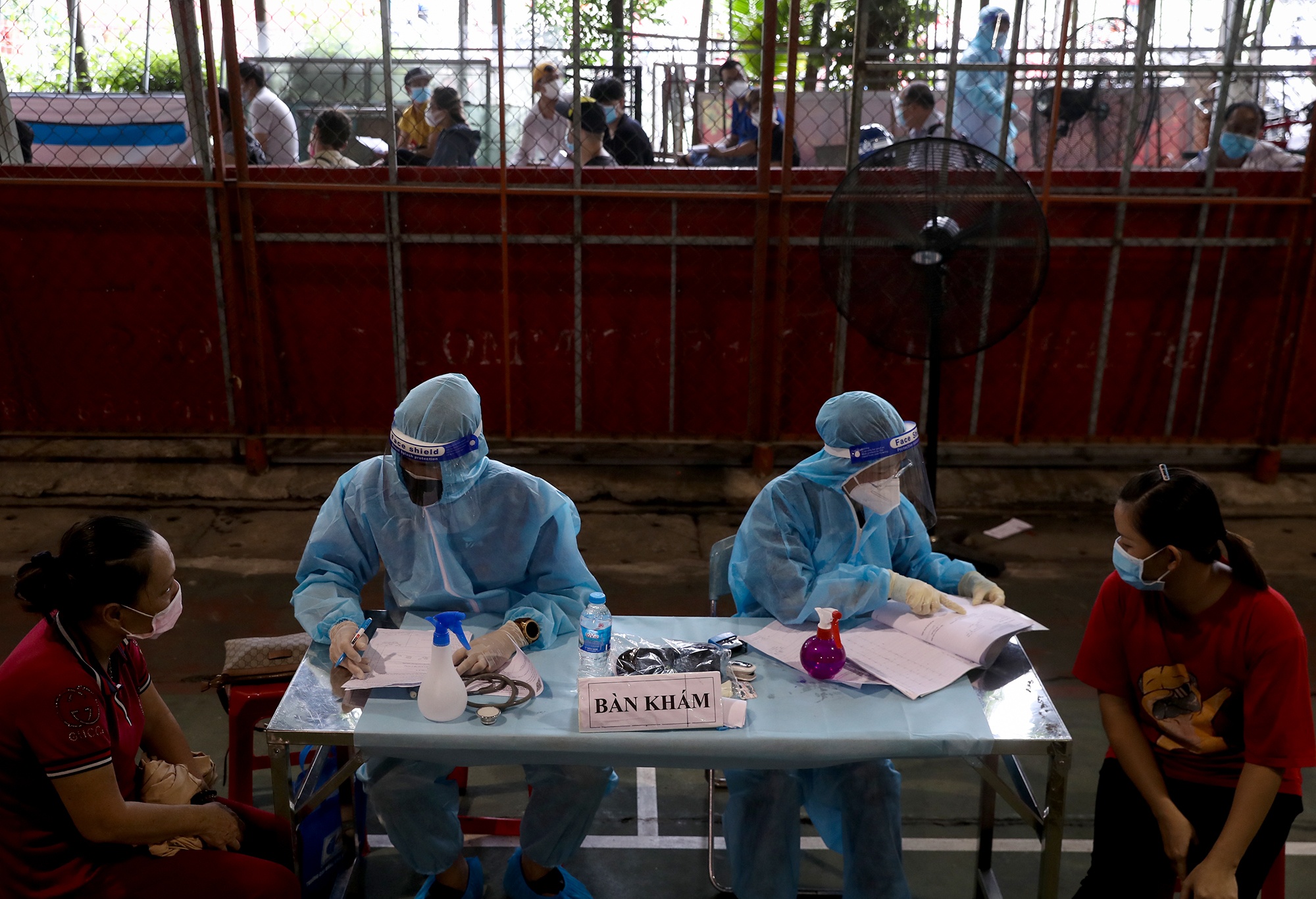 TP.HCM tiêm vaccine Covid-19 cho trẻ em  ảnh 1 TP.HCM tiem vaccine Covid-19 cho tre em anh 1