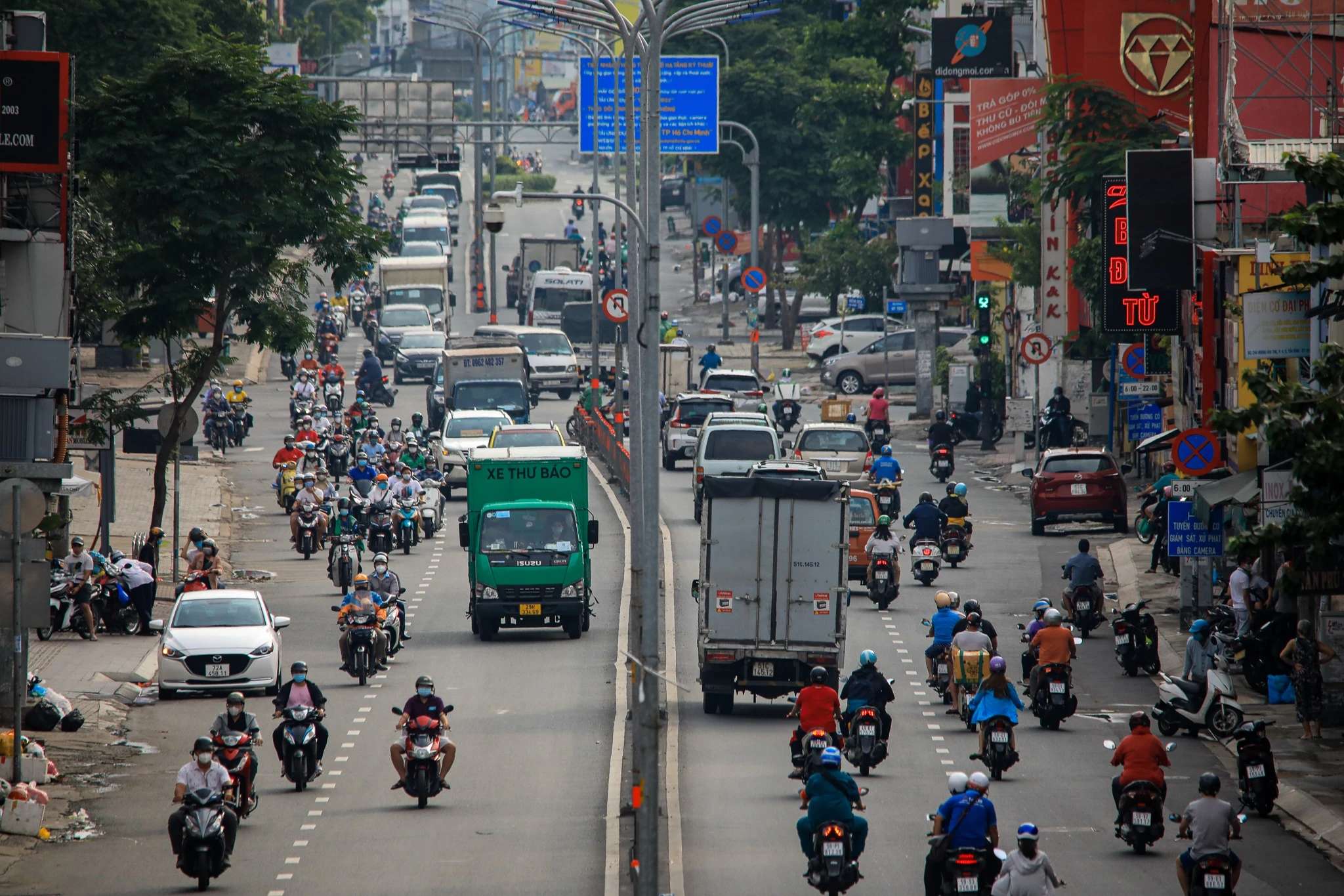 duong pho tphcm anh 8