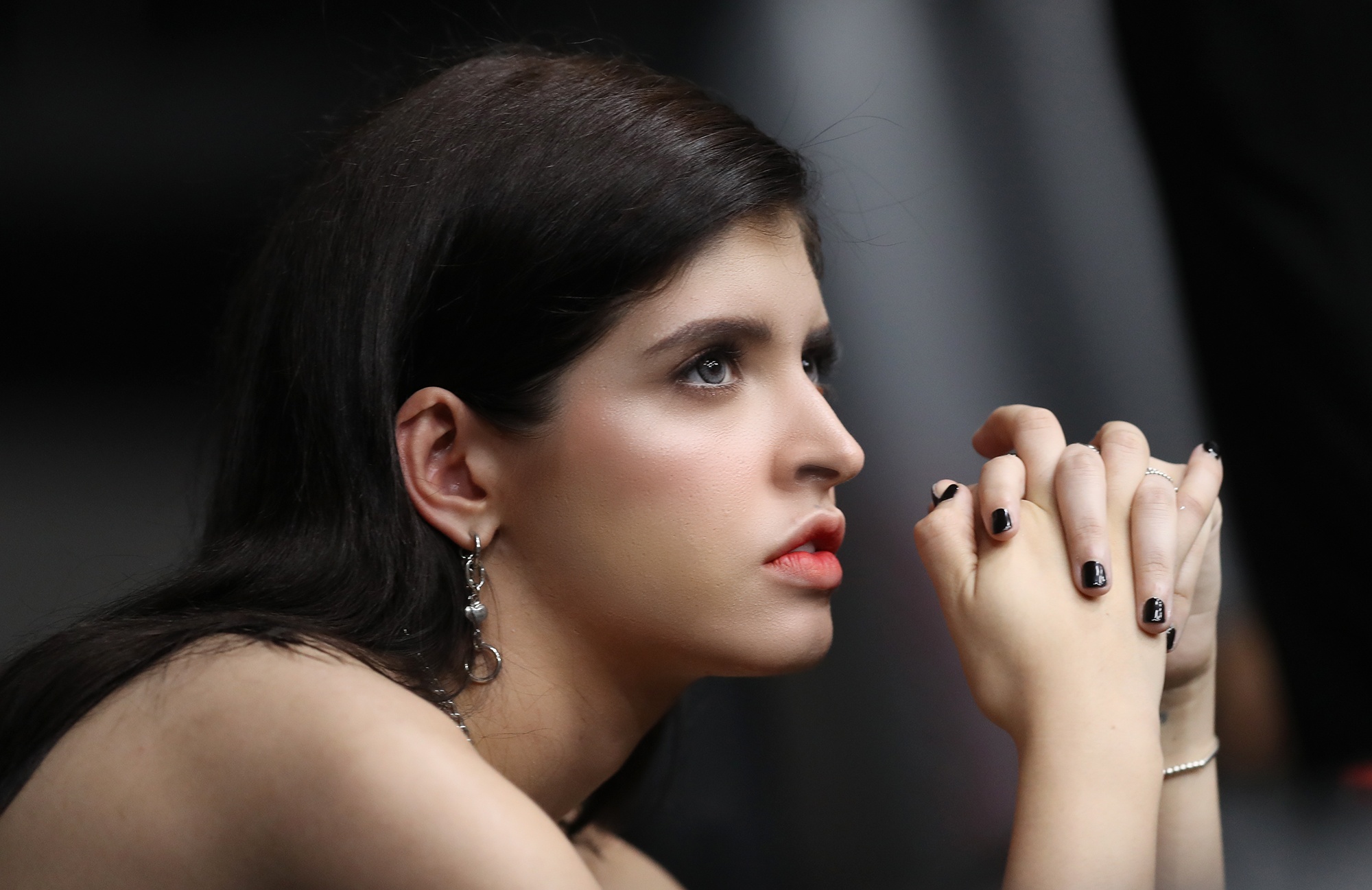 Mau Tay Andrea Aybar hoa Ring Girl tiep lua Tran Van Thao hinh anh