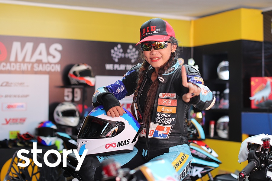 Nu VDV dam mo hoi voi giai dua moto 2 gio lien tuc hinh anh