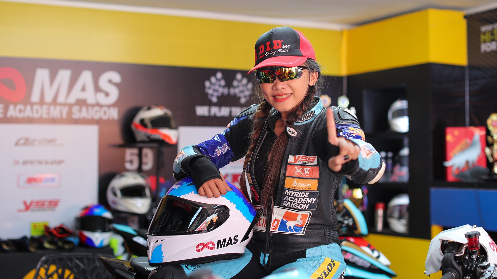 nữ tay đua ảnh 1 nu tay dua anh 1