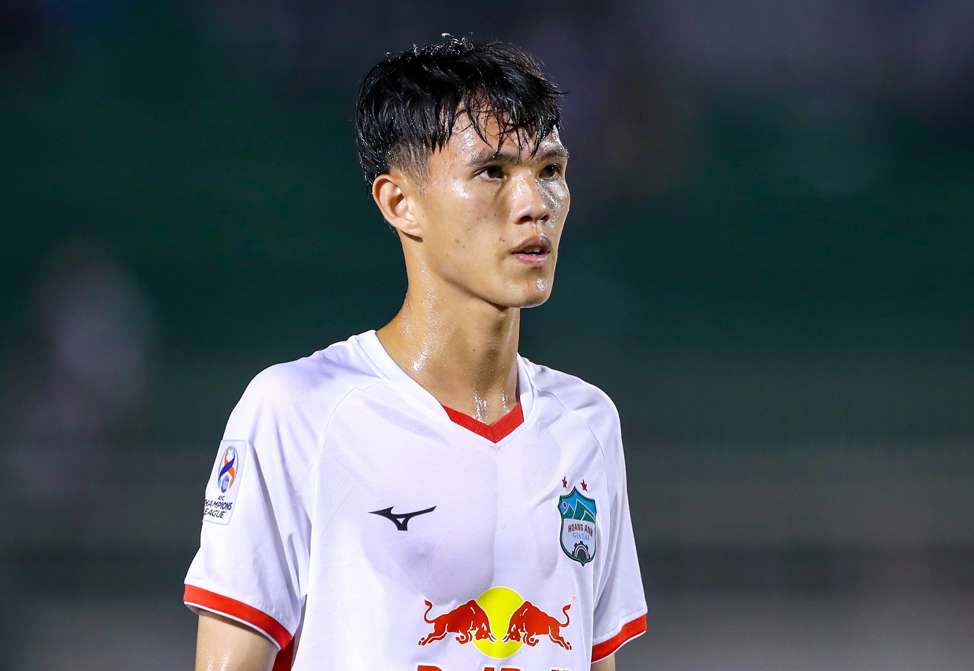 HLV Kiatisuk trinh lang tai nang tre tai AFC Champions League 2022 hinh anh