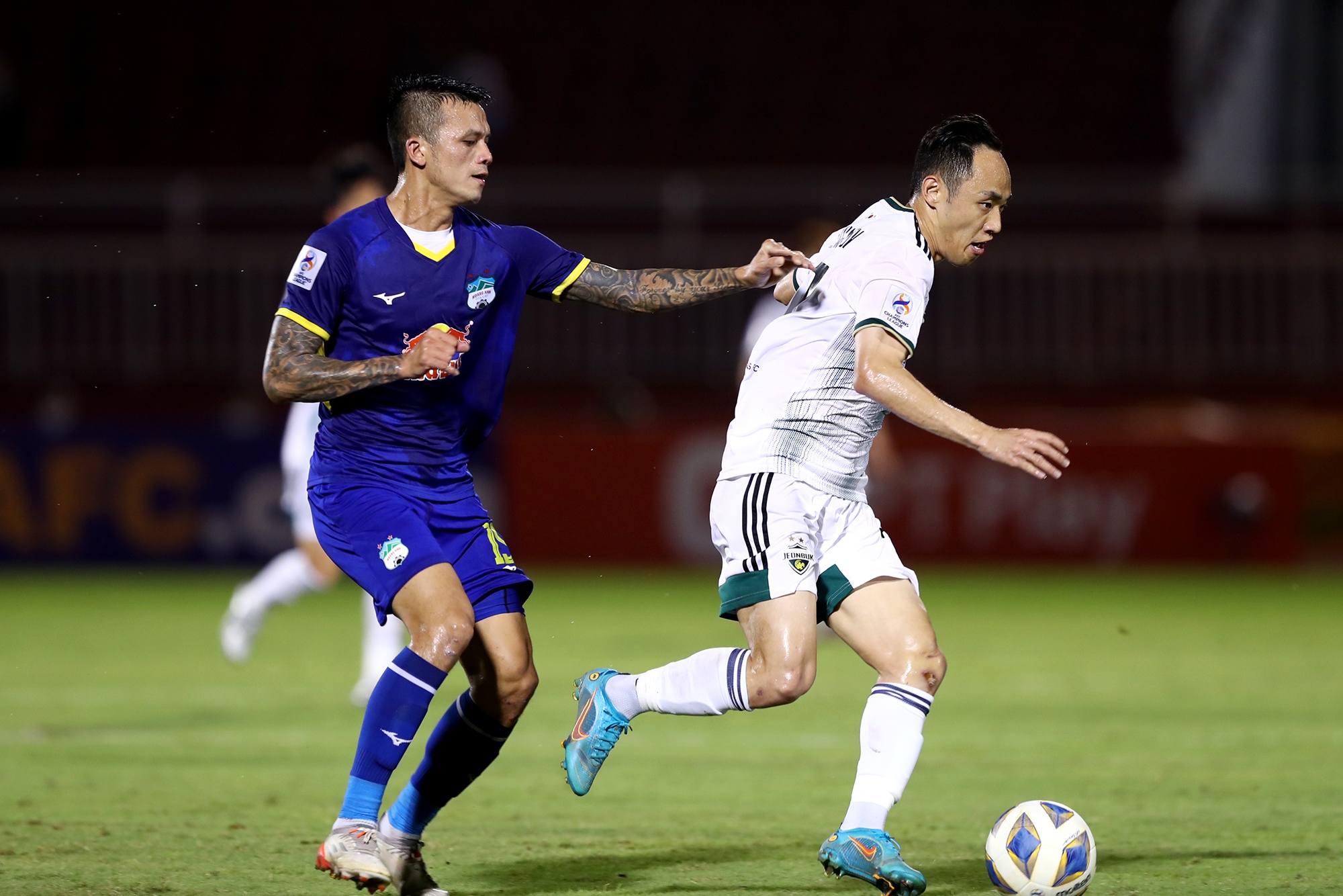 Man trinh dien an tuong cua trung ve HAGL truoc nha vo dich Han Quoc hinh anh