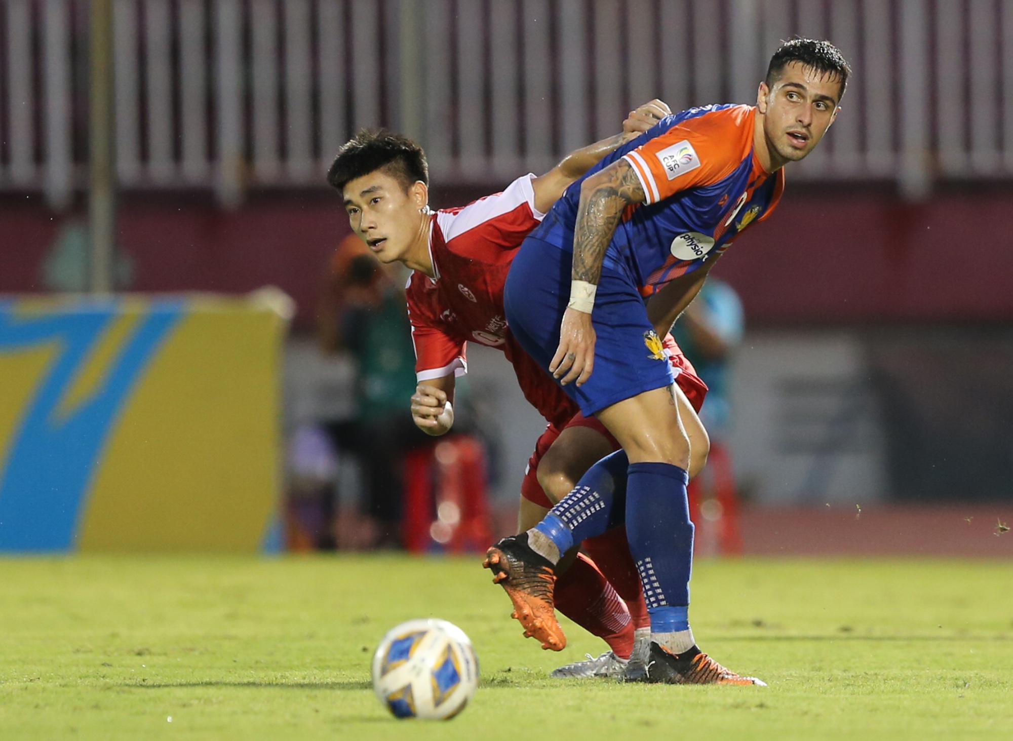 nham manh dung anh 7