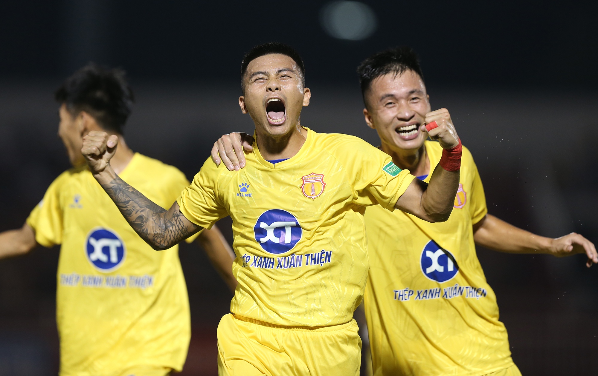 pham manh hung anh 8