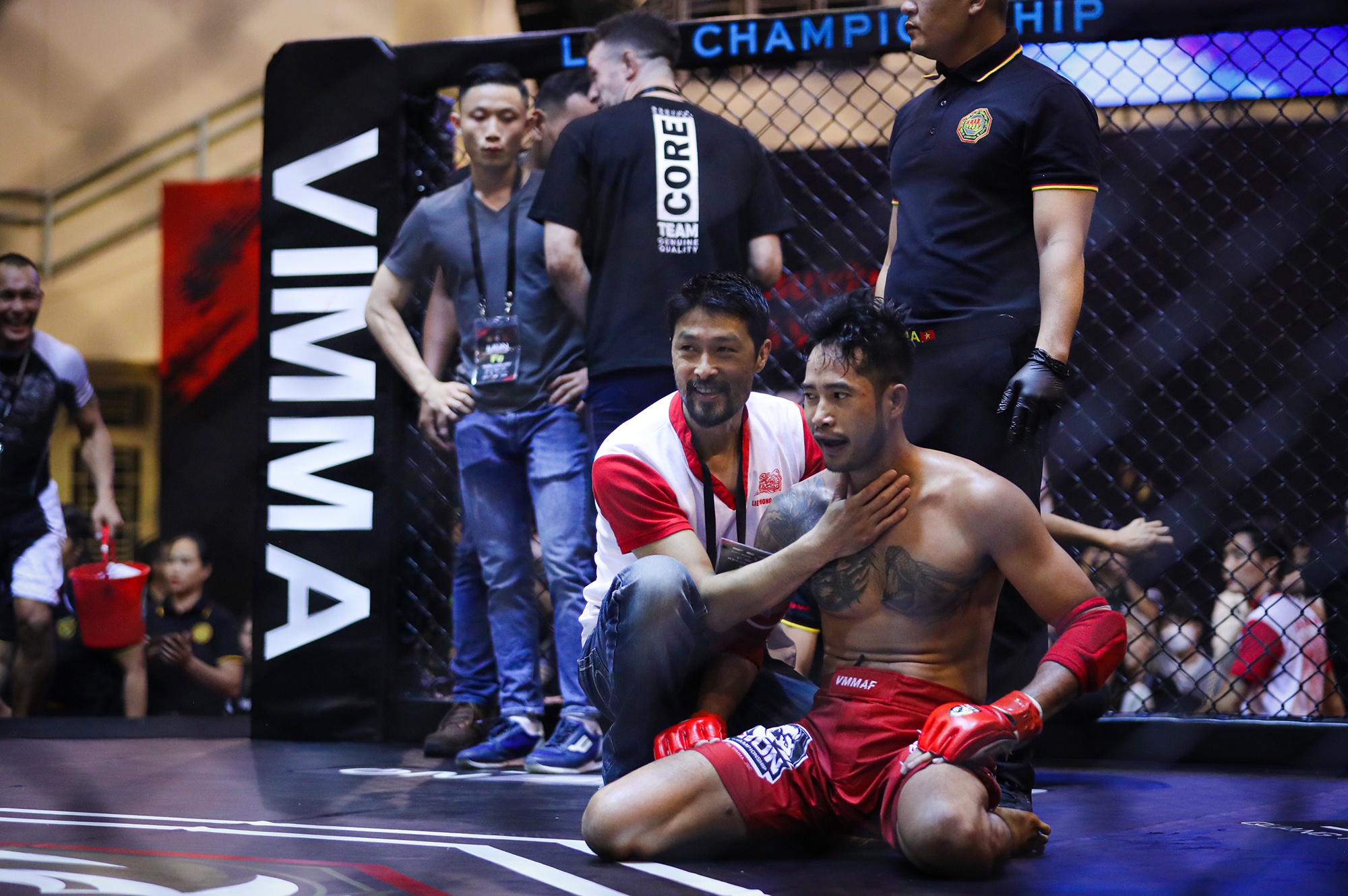 johnny tri nguyen anh 11