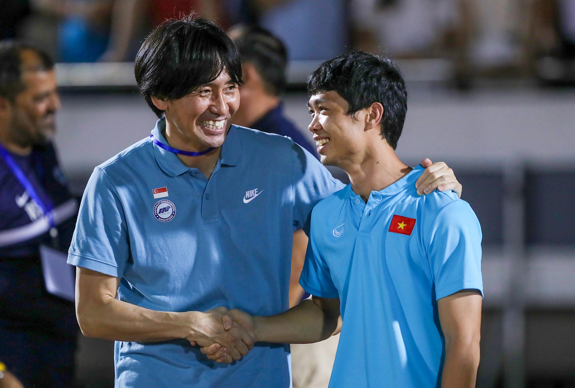 Cong Phuong am tham tim gap thay cu hinh anh