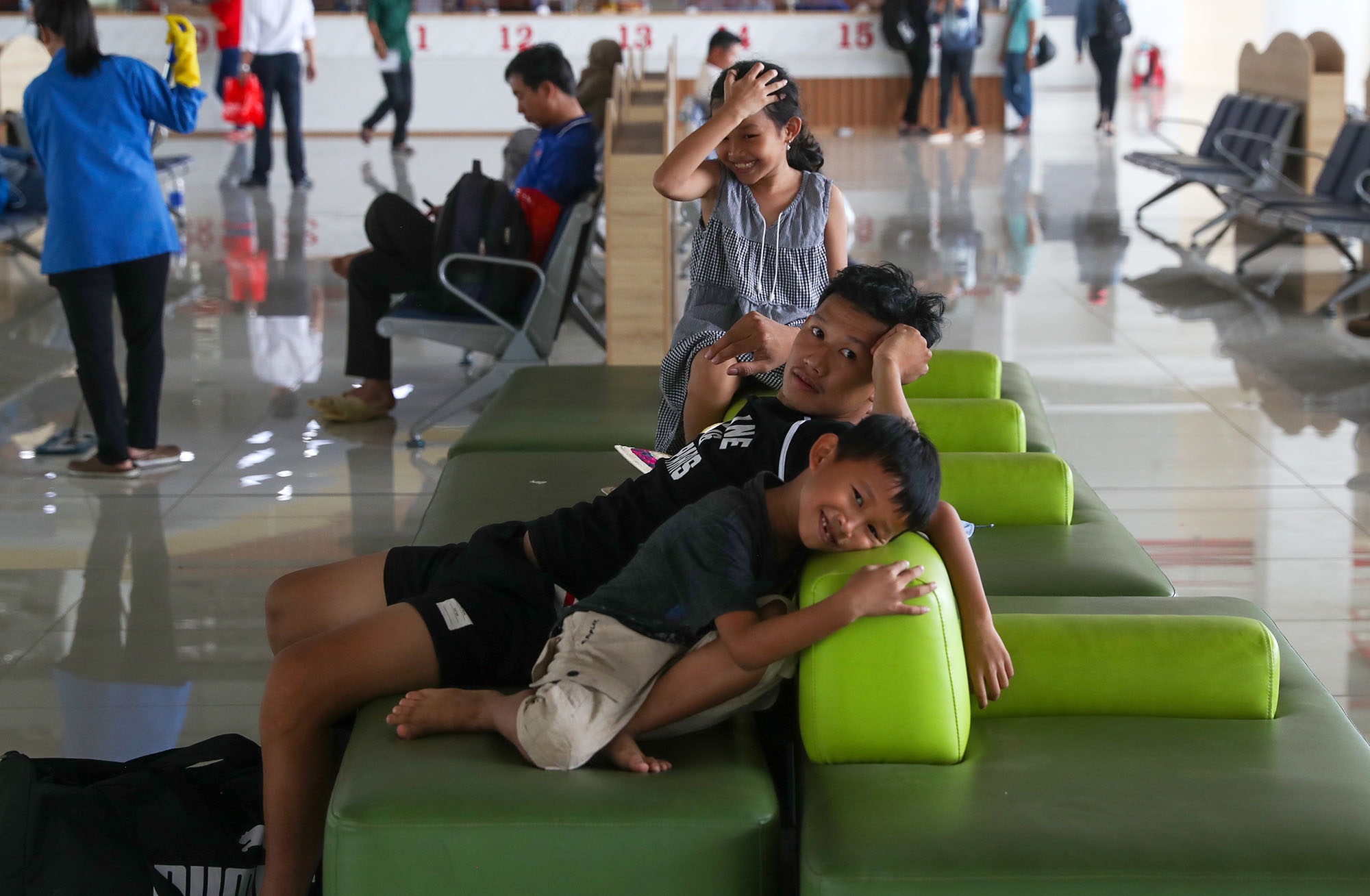 Ben xe Mien Dong anh 3