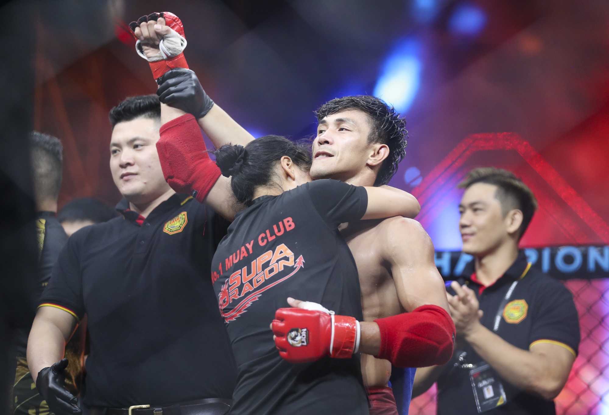 nguyen tran duy nhat anh 8