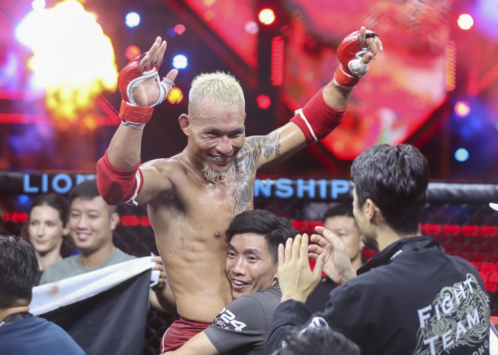 Johnny Tri Nguyen anh 12