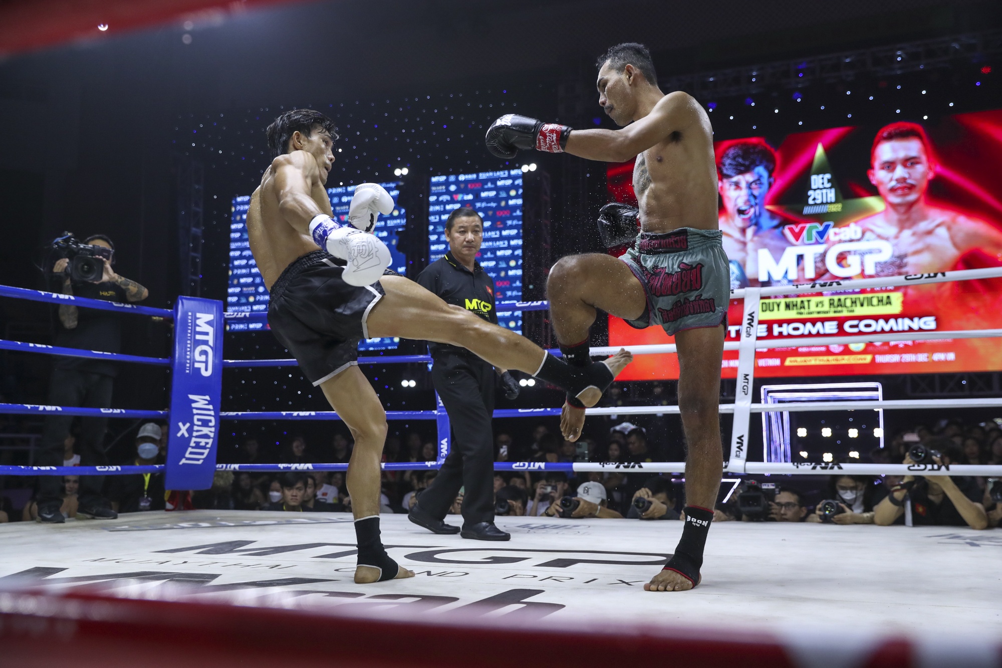 nguyen tran duy nhat anh 4