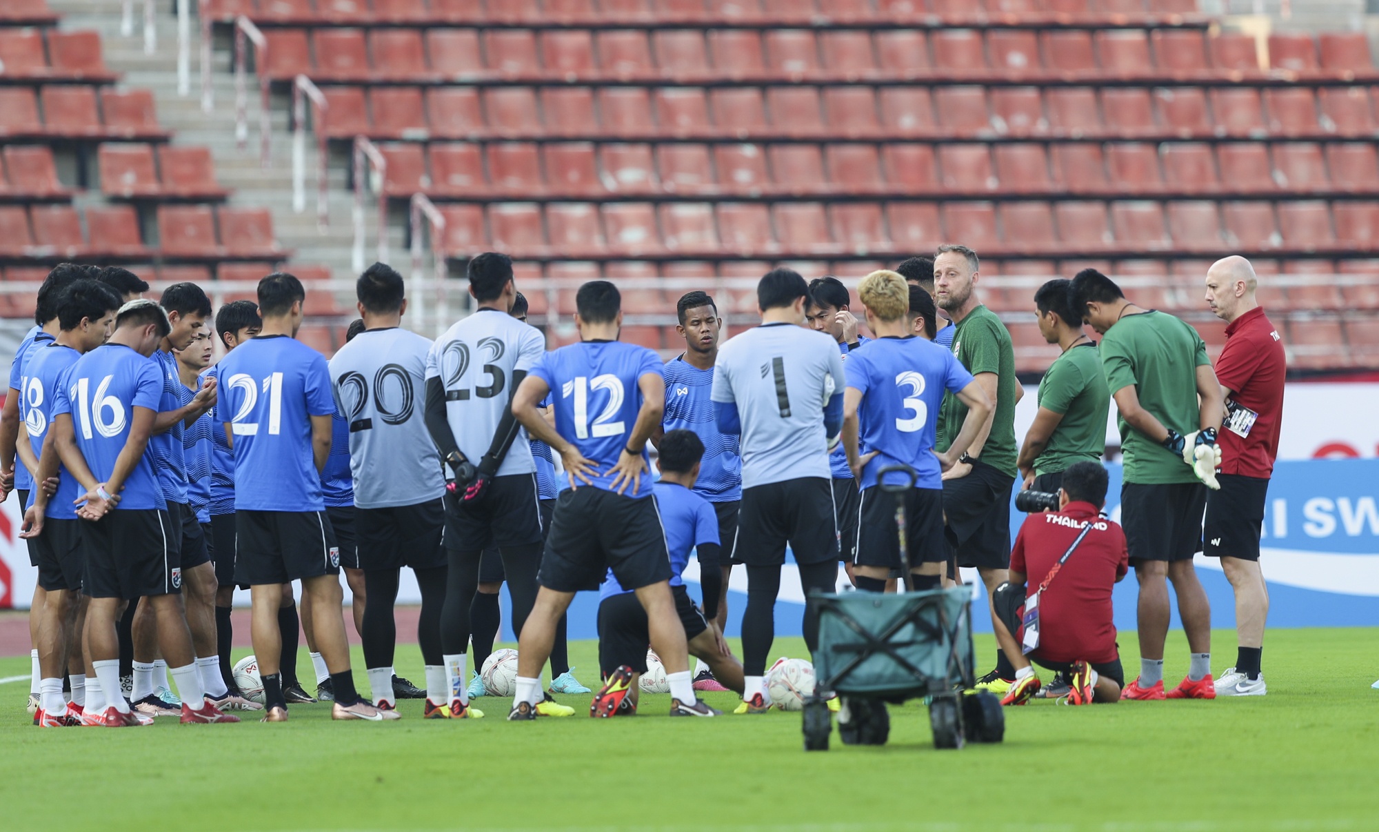 tuyen Thai Lan anh 11