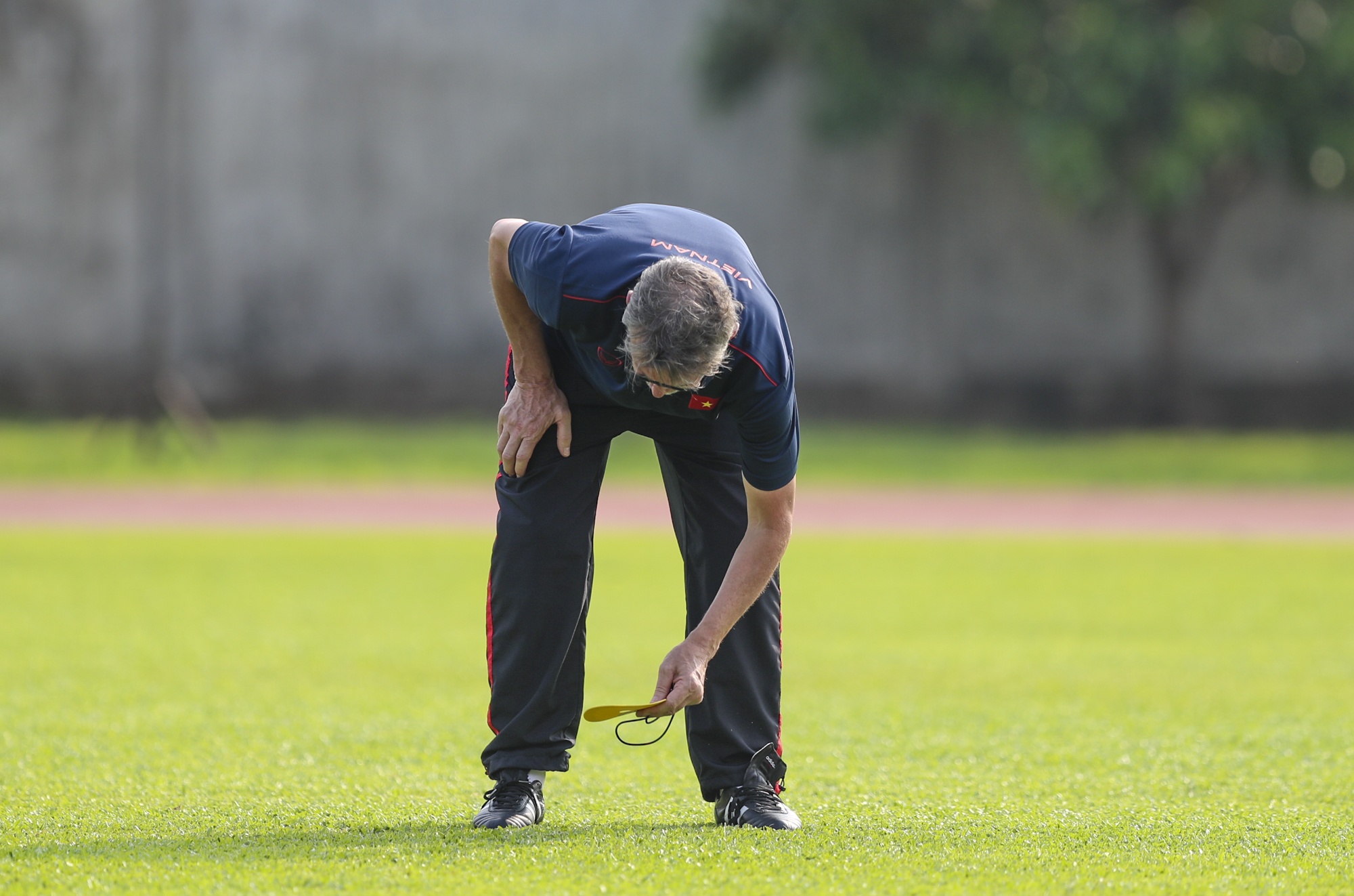 HLV Philippe Troussie anh 3