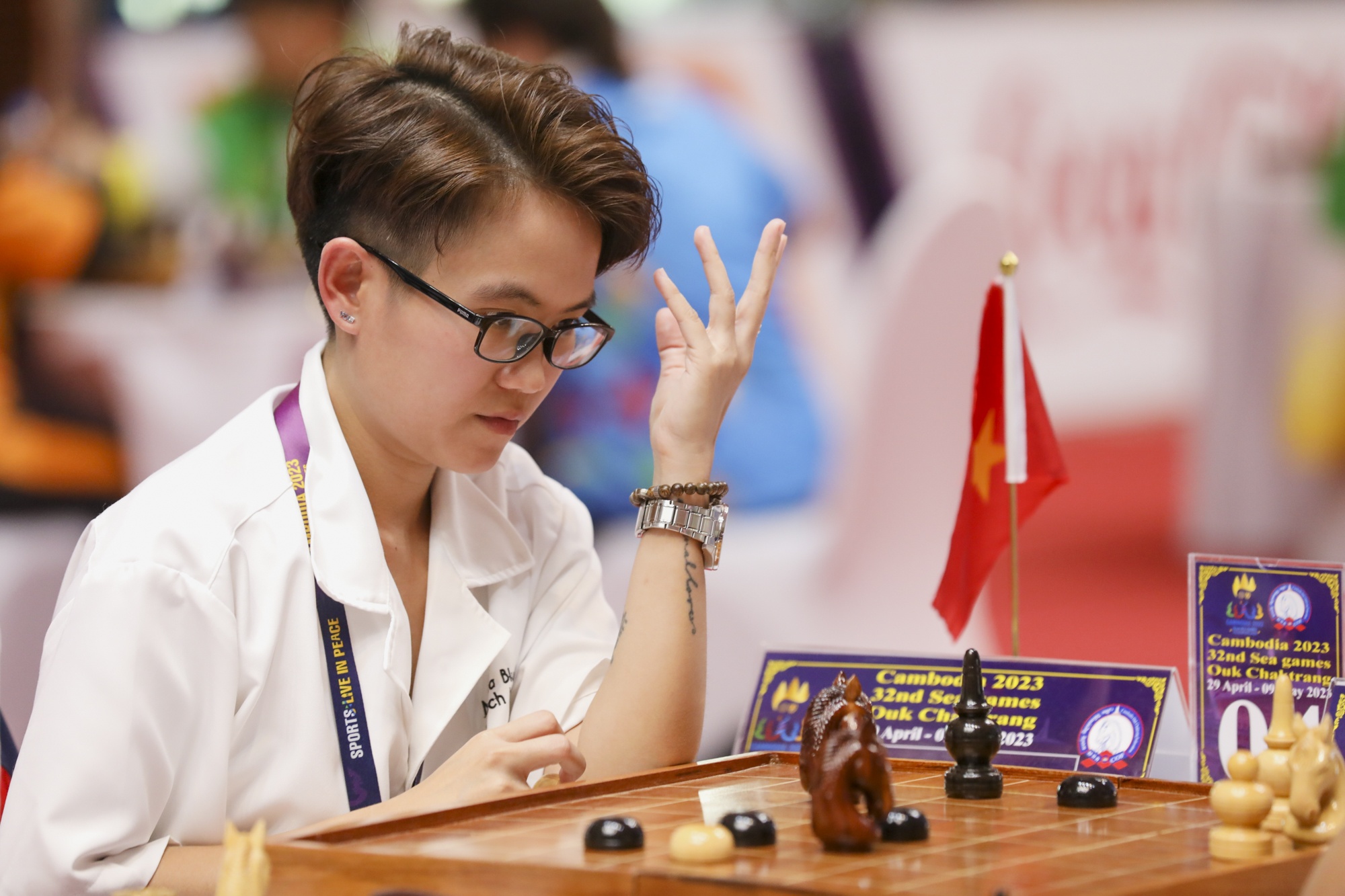 Co oc Viet Nam gianh huy chuong vang dau tien cua SEA Games 32 hinh anh