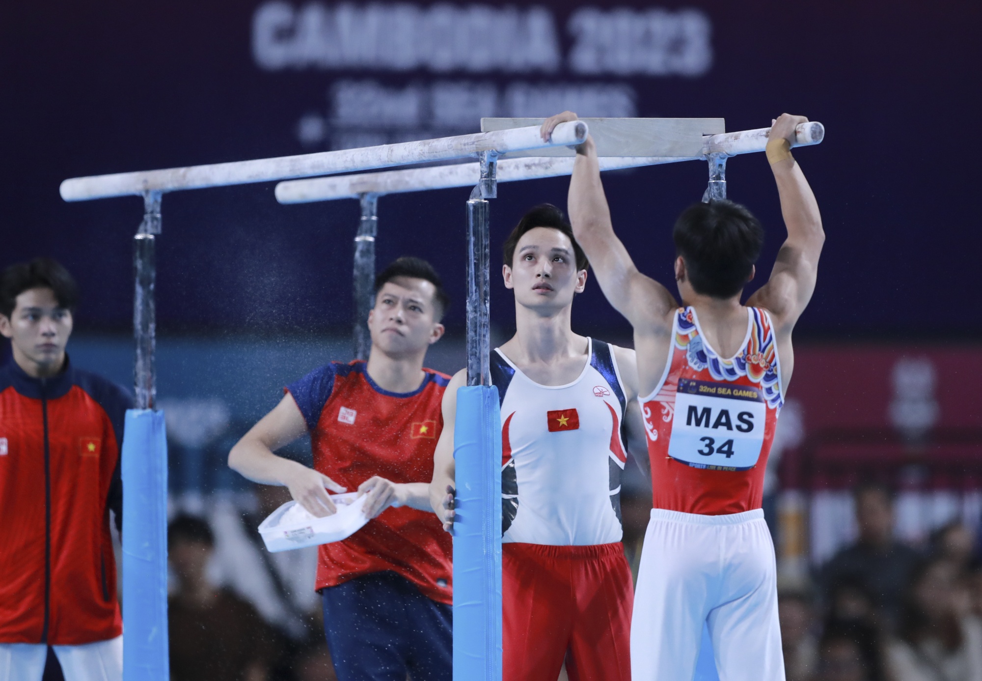 Dinh Phuong Thanh anh 6