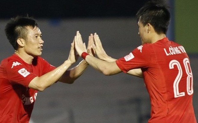 Nhung pha chuyen bong cua Tan Tai cho Cong Vinh ghi ban hinh anh