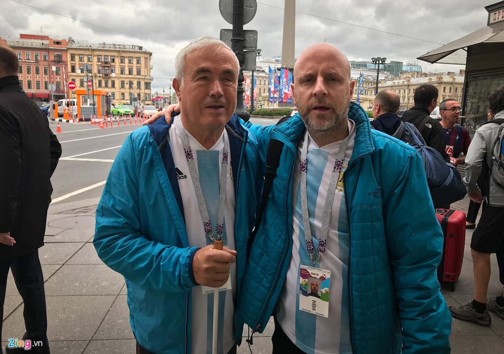 Fan dac biet cua doi tuyen Argentina hinh anh