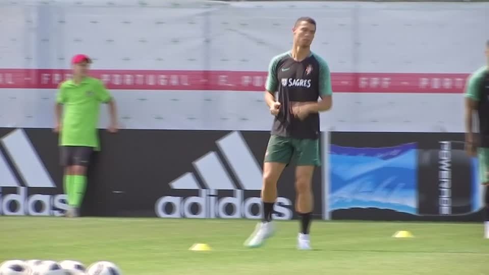 'Uruguay 2 lan vo dich World Cup, Bo Dao Nha co cup chau Au' hinh anh