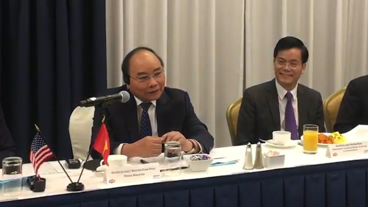 Thu tuong Nguyen Xuan Phuc gap go cac doanh nghiep My hinh anh