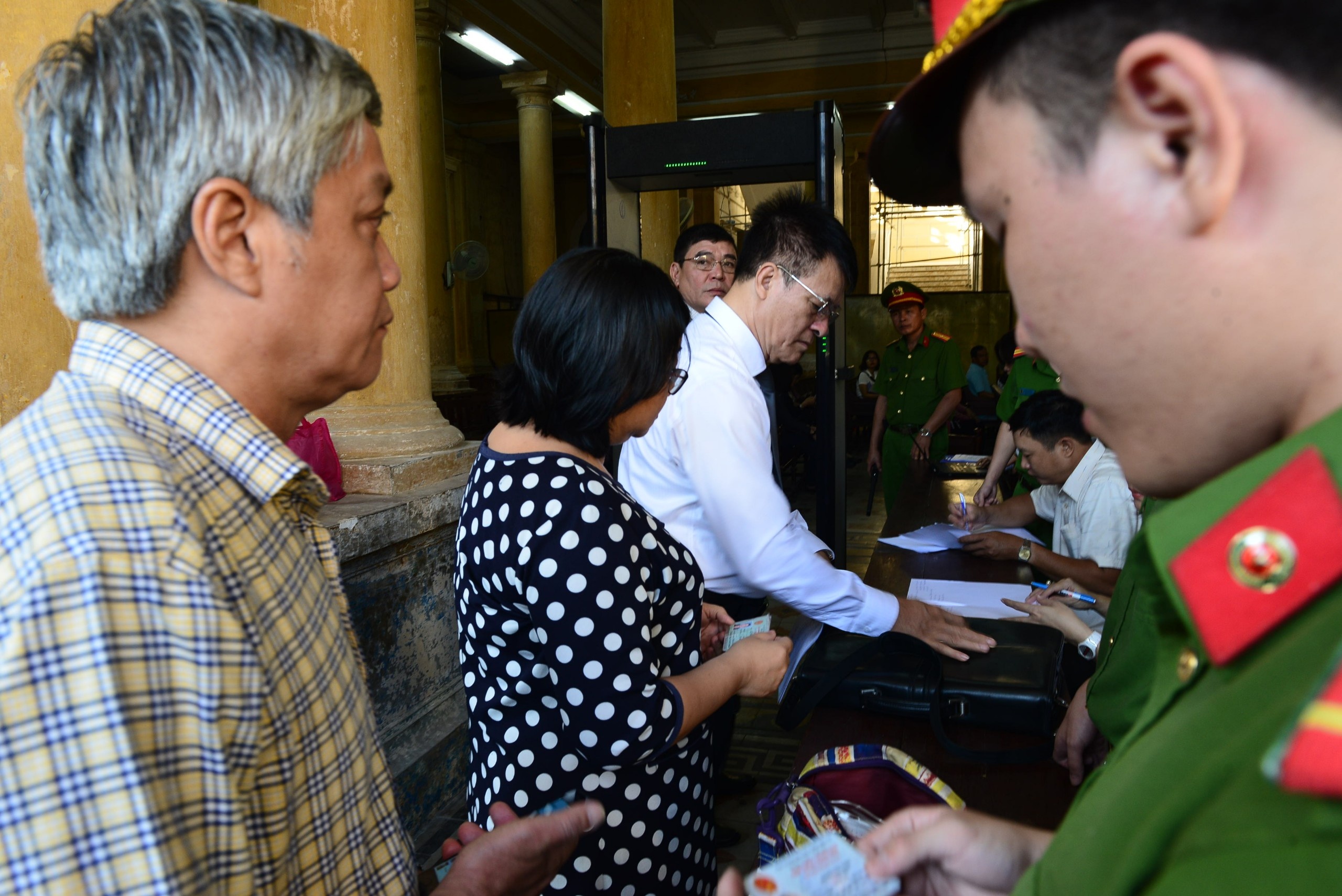 An ninh that chat tai phien xu Vu 'nhom' o TP.HCM hinh anh