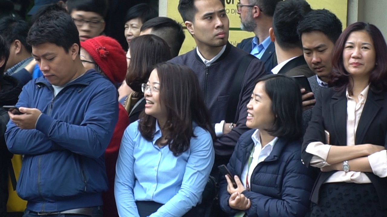 Khong khi cho don ong Kim Jong Un tai Ha Noi hinh anh