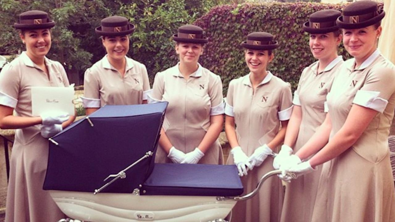 Ngoi truong noi tieng dao tao bao mau cho hoang gia Anh hinh anh