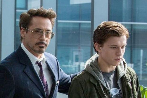 Day la ly do Iron Man va Spider-Man an mac tuong dong tren phim hinh anh