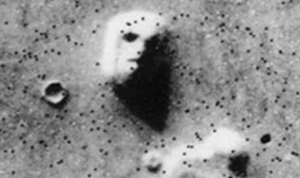 Khuon mat tren Hoa tinh - dau tich cua nguoi ngoai hanh tinh? hinh anh