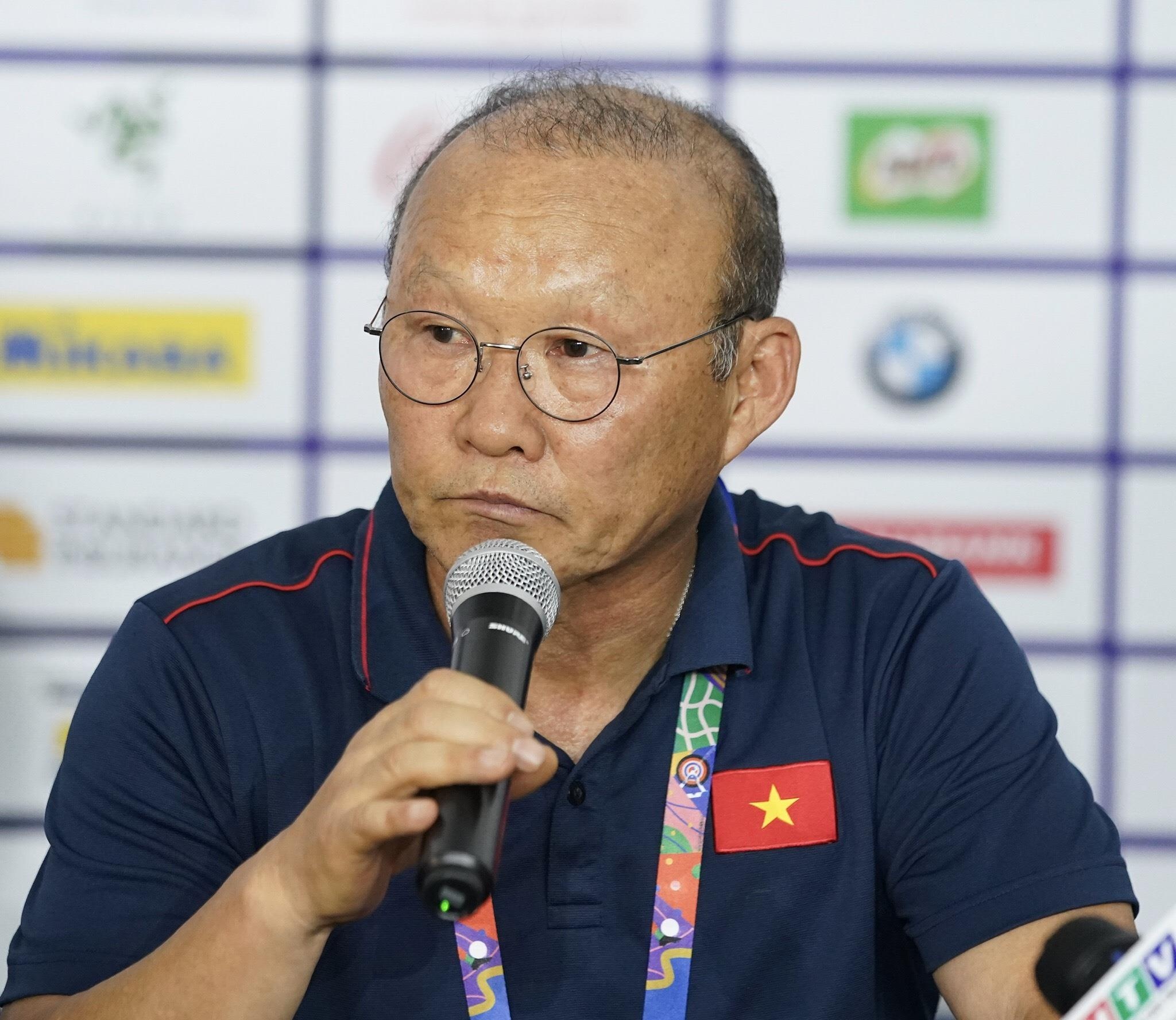 Tuong thuat hop bao sau tran U22 Viet Nam - Singapore hinh anh