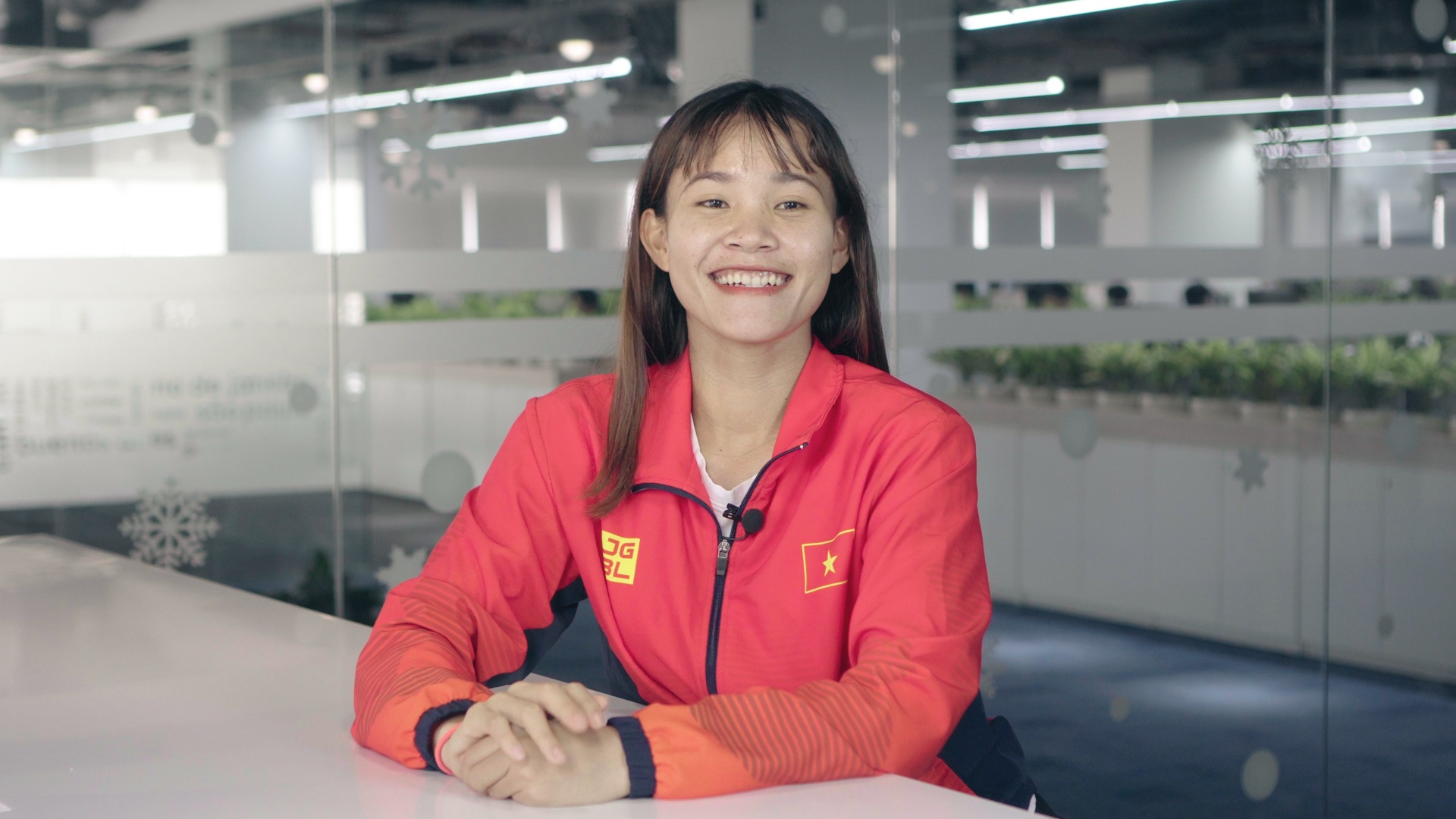 Chuong Thi Kieu khen Tan Sinh dep trai nhat doi U22 Viet Nam hinh anh