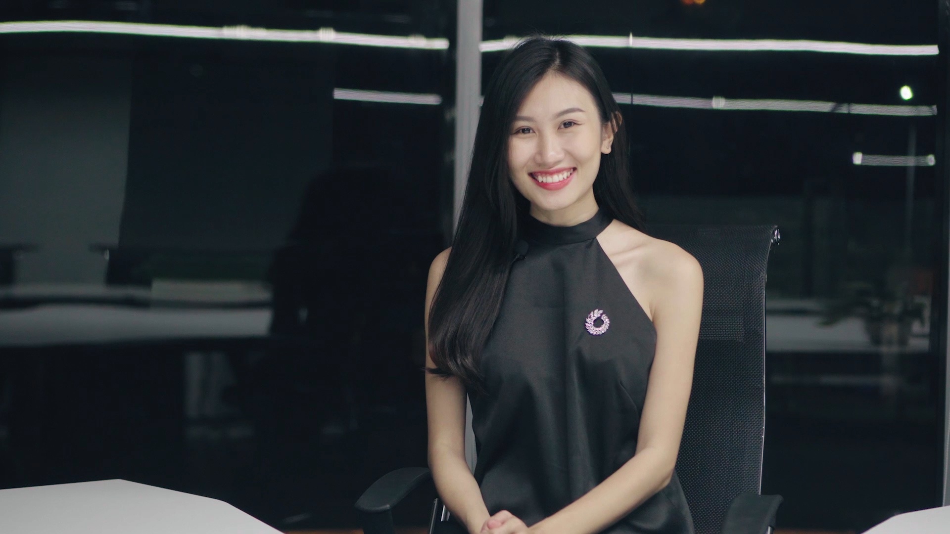 Chiec sieu xe tu than cham ngoi cho The chien I hinh anh