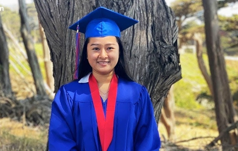 Nu sinh bi yeu cau doi ten: Neu khong duoi thay, toi se chuyen lop hinh anh