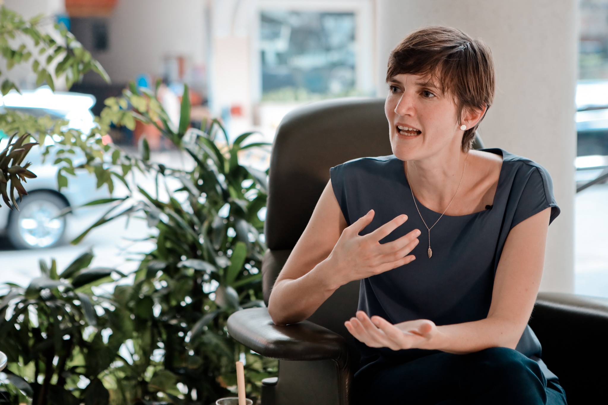 TLS Anh: 'The he tre se cung co moi quan he ngoai giao Viet - Anh' hinh anh