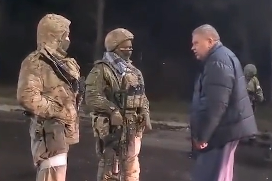 Cu ong Nga o Ukraine trach mang nhom binh si hinh anh