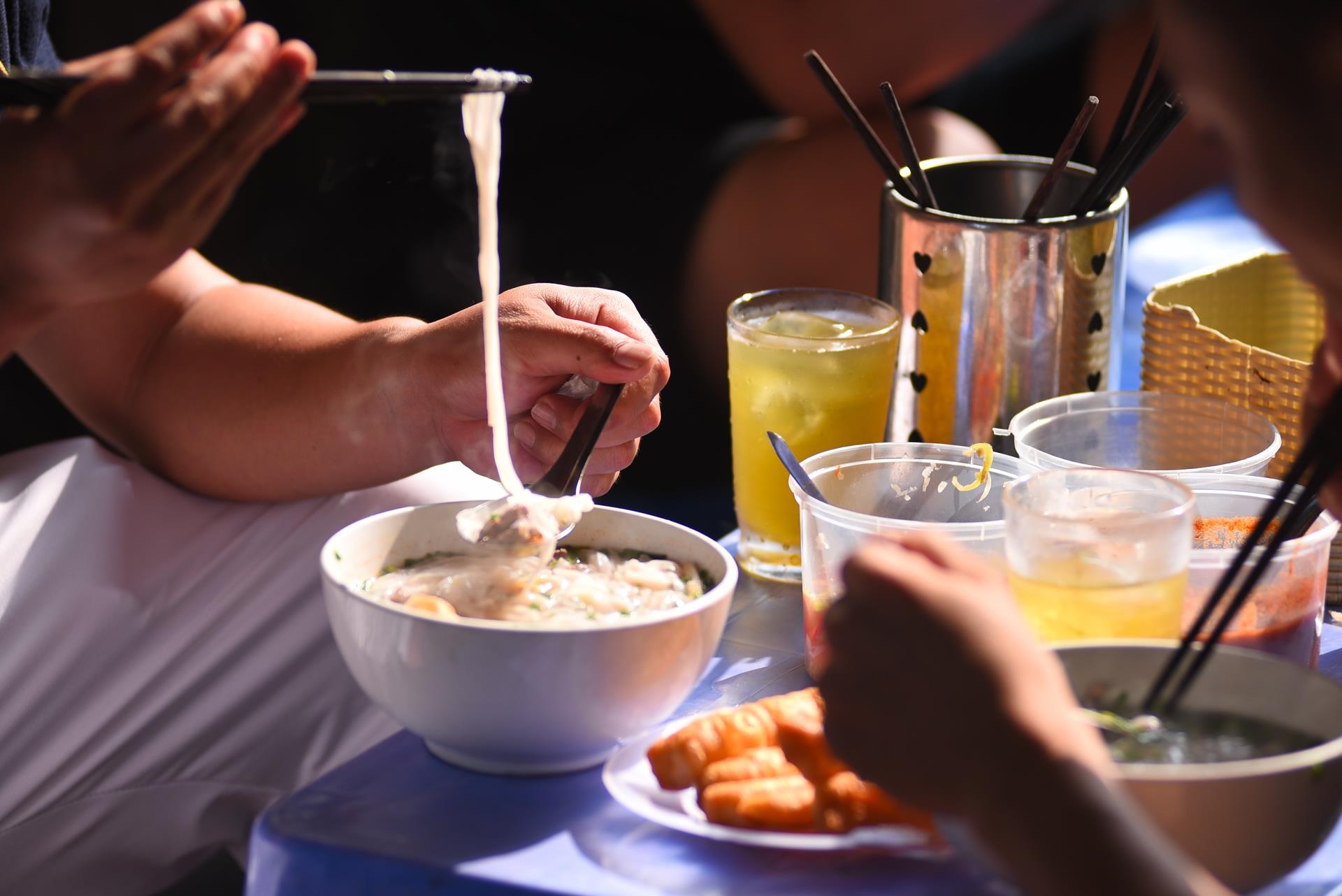 80.000 mot bat pho Man, anh 5