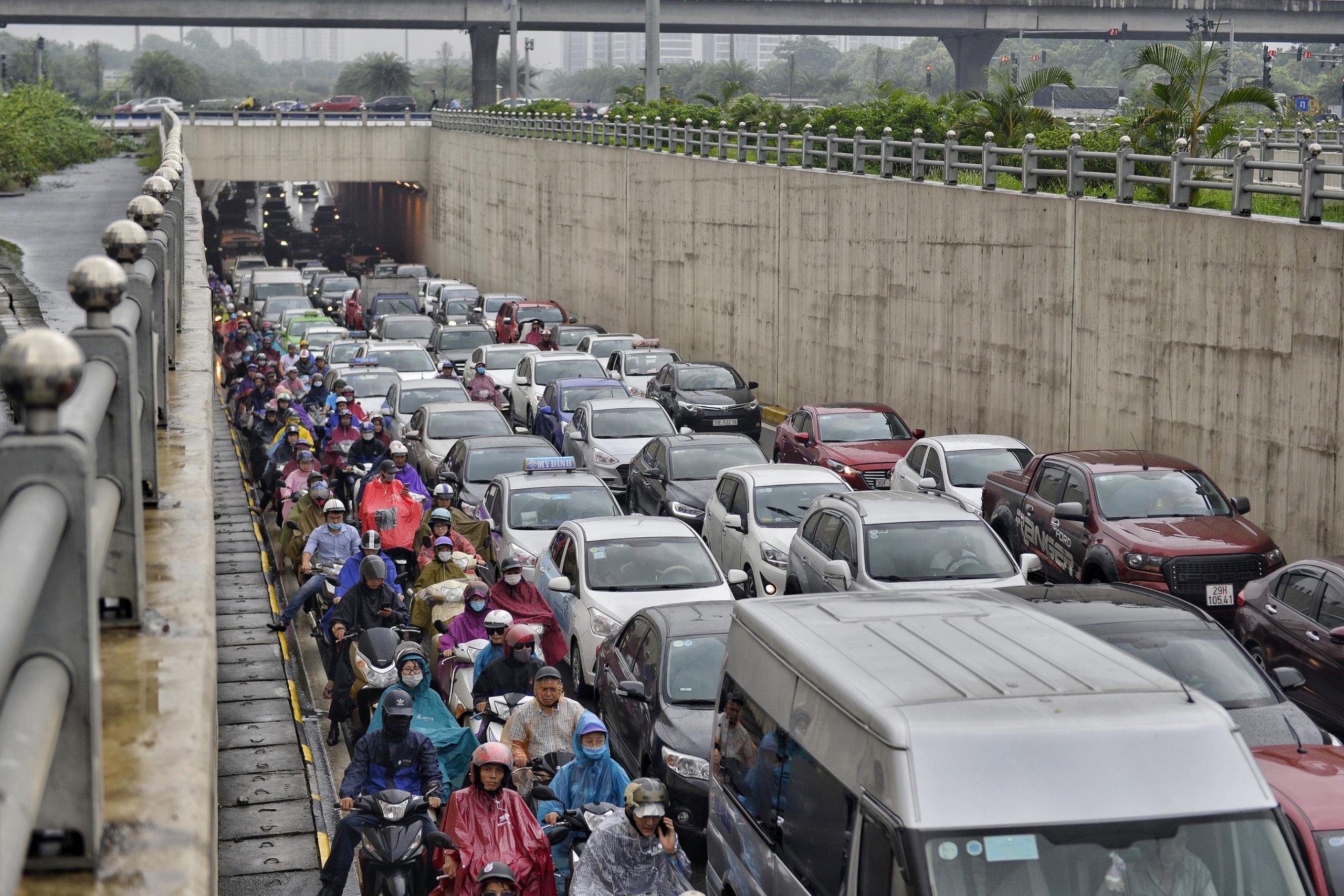 un tac o cac nga duong Ha Noi anh 2
