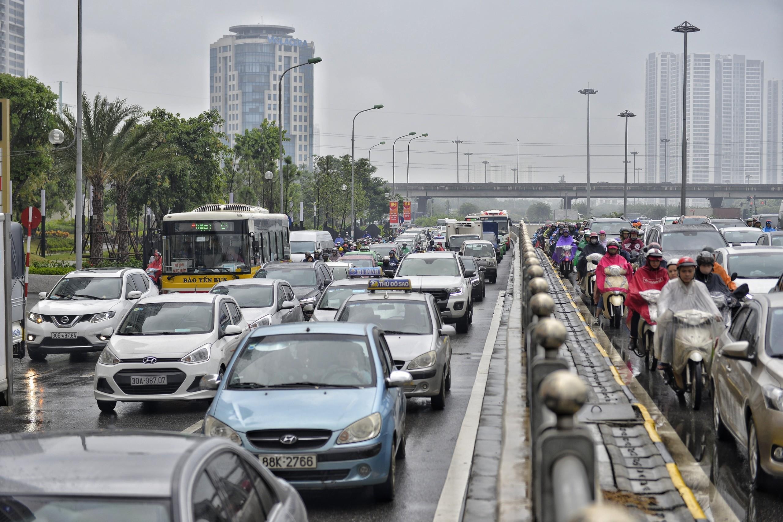 un tac o cac nga duong Ha Noi anh 1