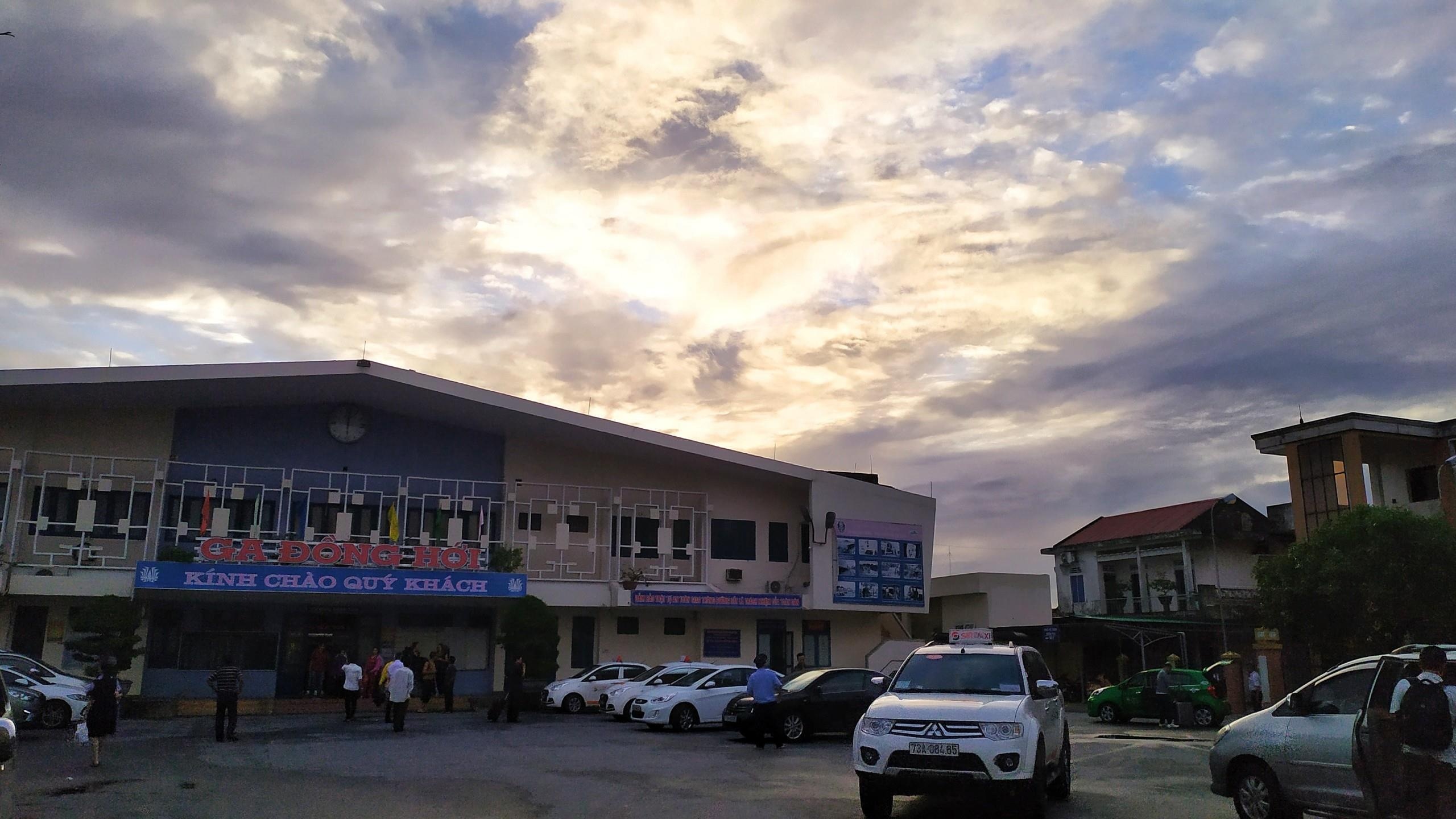 Nguoi dan tam bien Nhat Le sau bao so 4 anh 11