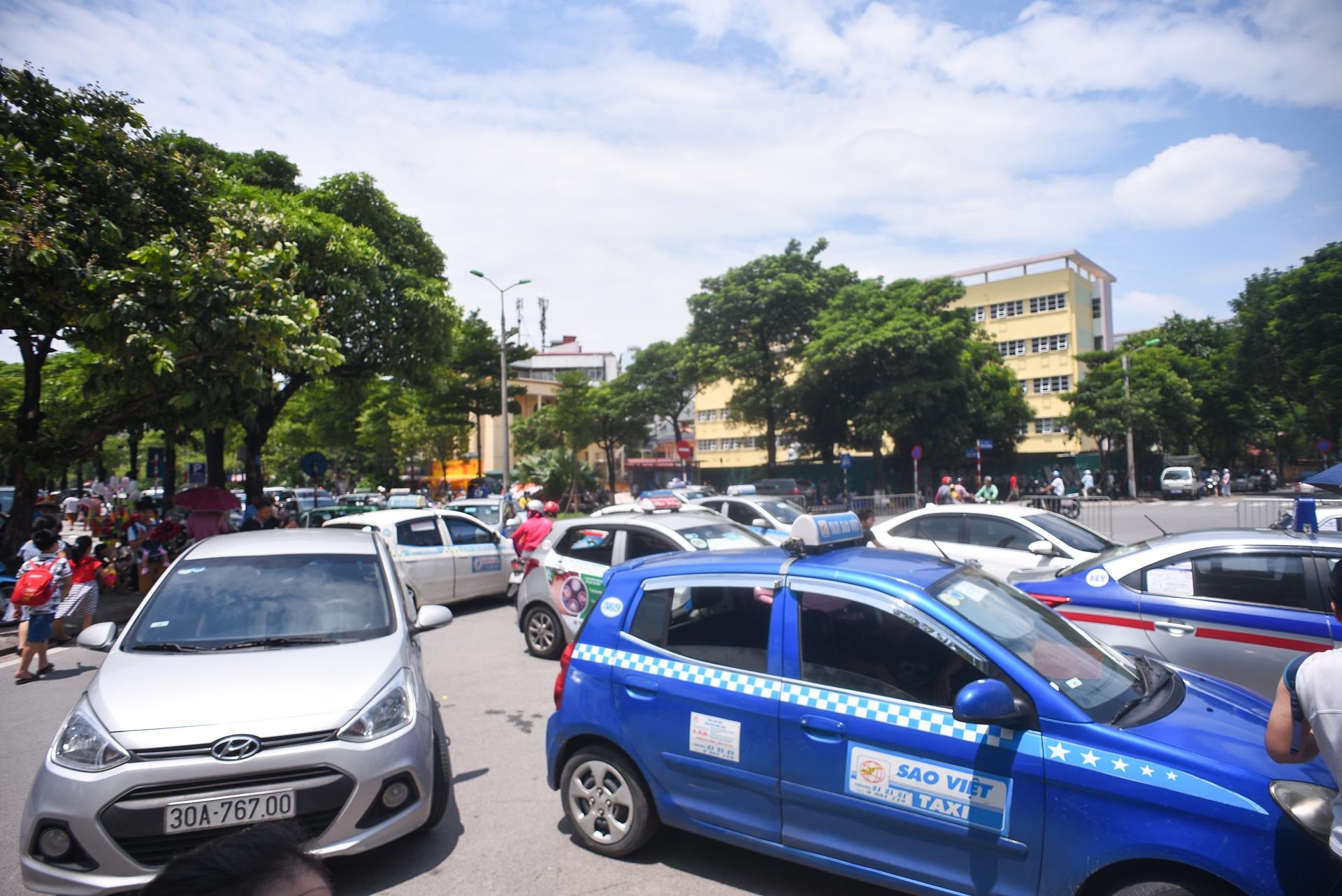 Vat va vui choi Cong vien Thu Le dip 2/9 anh 11