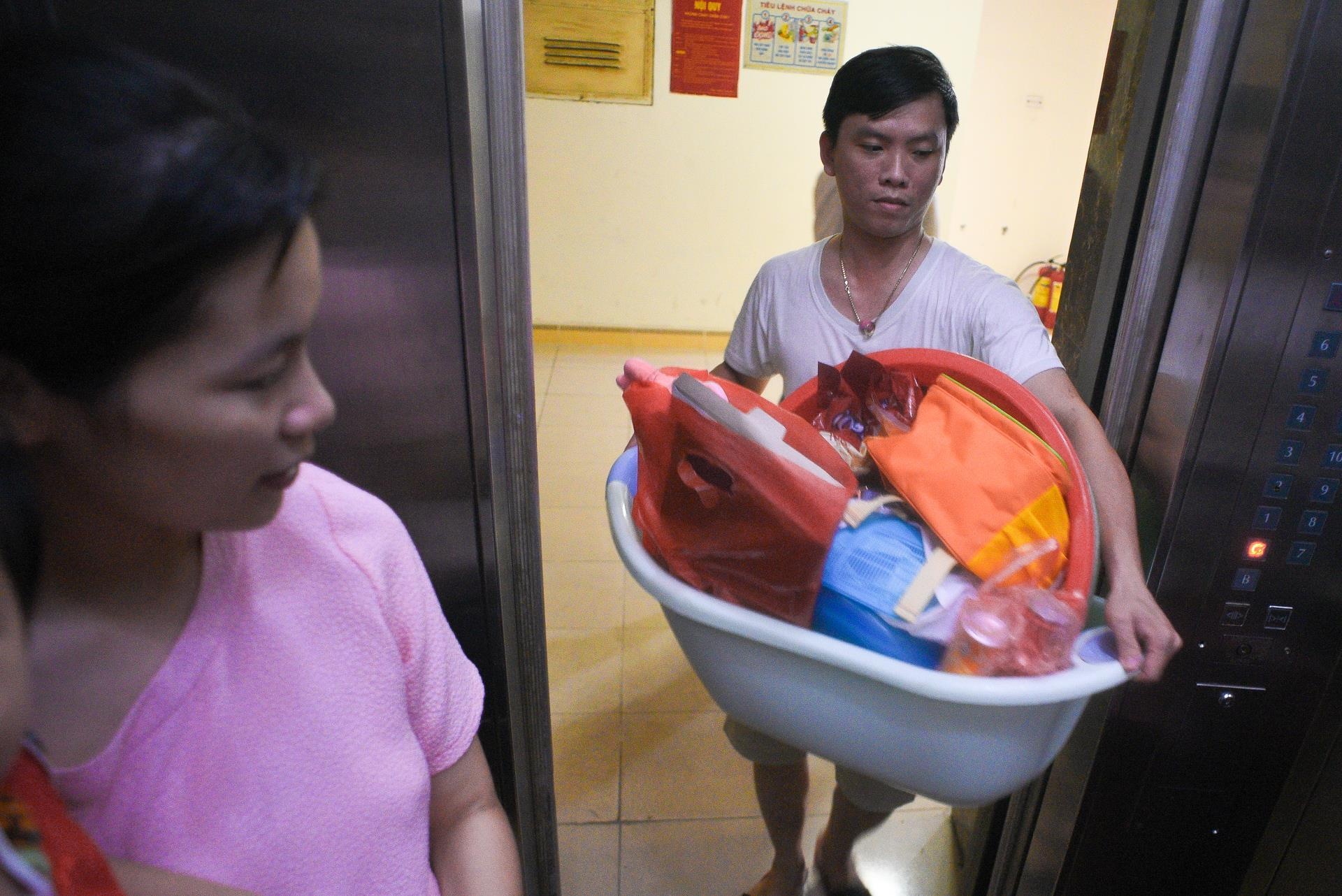 Cu dan 10 ngay sau vu no quanh cong ty Rang Dong anh 29