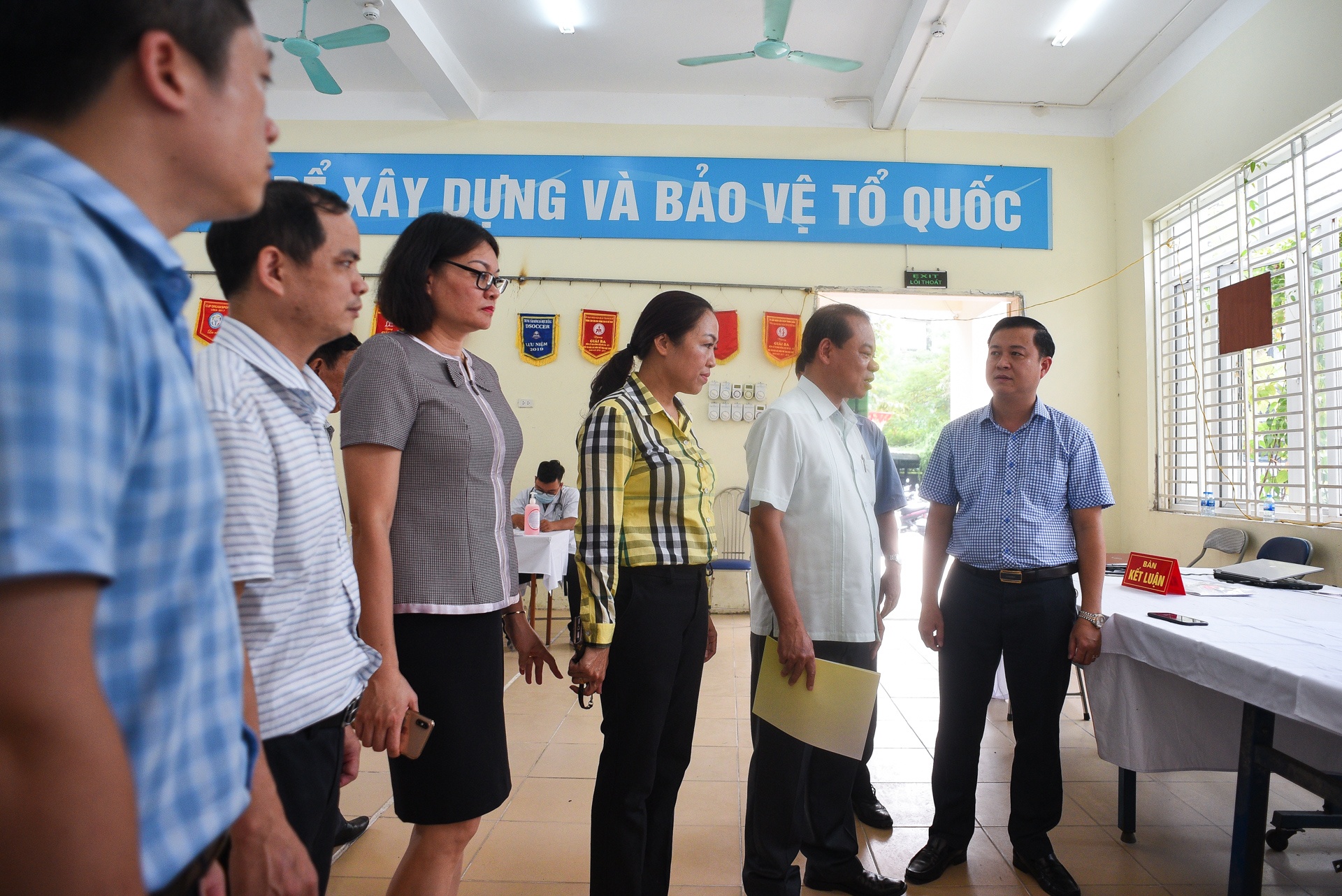 Kham suc khoe cho hoc sinh Ha Dinh anh 5