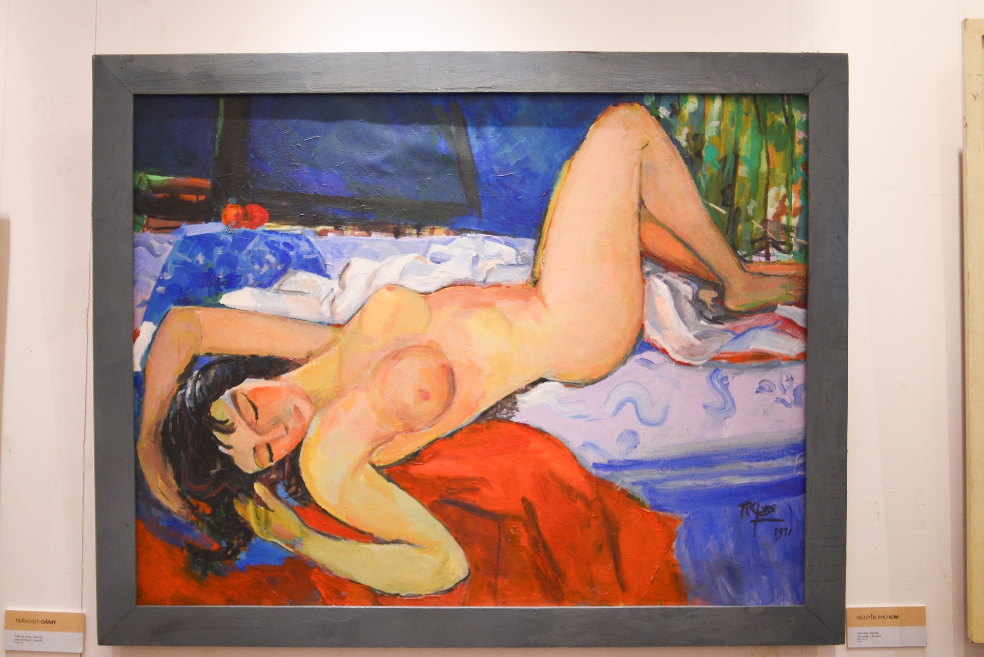 Trien lam tranh khoa than tai Ha Noi anh 6