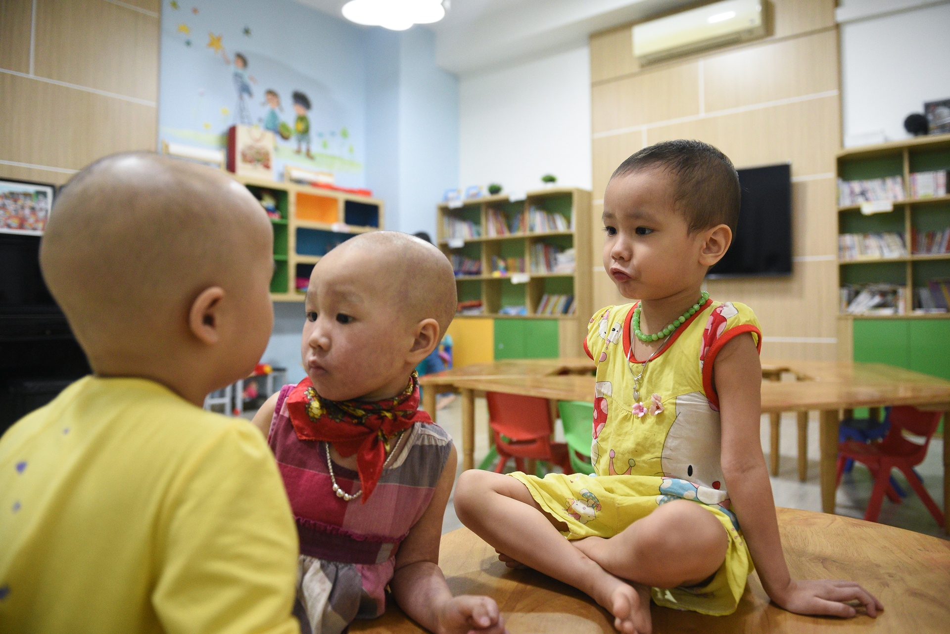 Co be ung thu mau trinh dien trong dem Vitnam Fashion Week 2019 anh 21