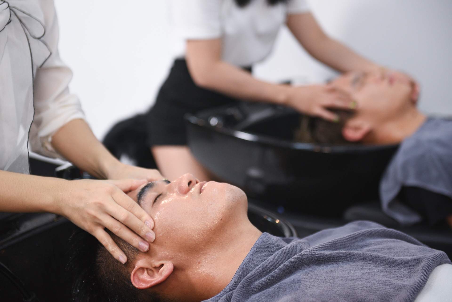 Tien Linh thay doi dien mao sau chien thang UAE anh 6