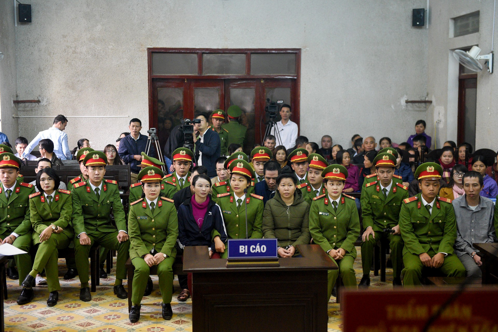 xét xử mẹ nữ sinh giao gà ảnh 1 xet xu me nu sinh giao ga anh 1